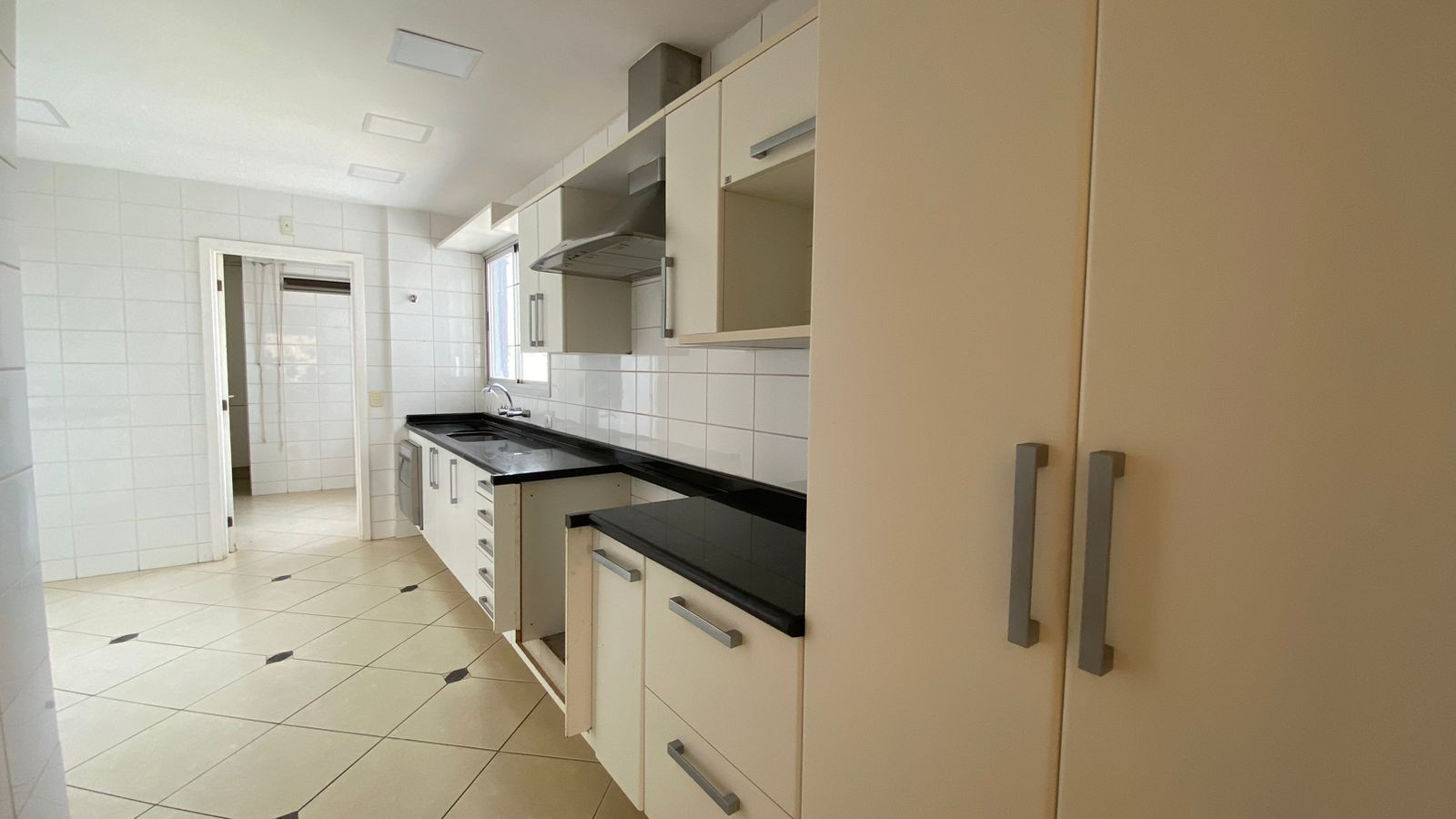 APARTAMENTO A VENDA - EDIFICIO LAC ROYAL Imagens do imóveis APARTAMENTO A VENDA - EDIFICIO LAC ROYAL