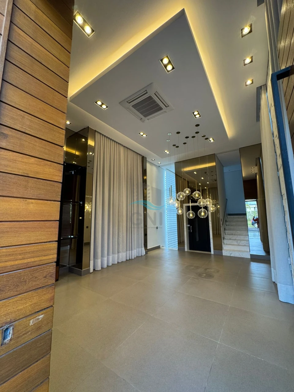 Imagens do imóveis CASA A VENDA - CONDOMÍNIO SUN LAKE RESIDENCE
