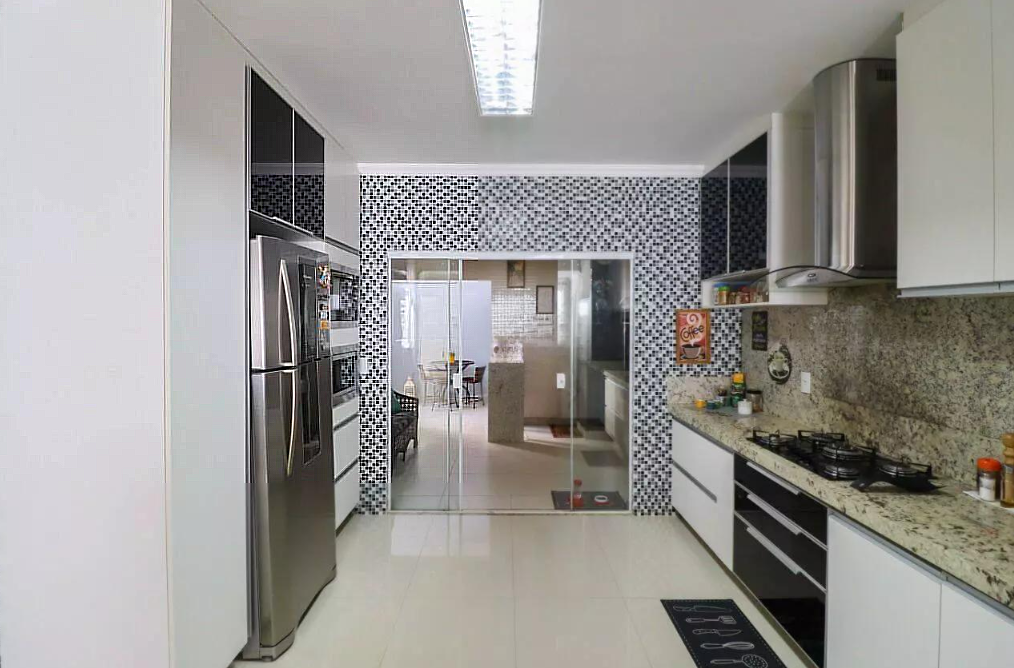 Imagens do imóveis CASA A VENDA - CONDOMÍNIO GOLDEN HILL RESIDENCE
