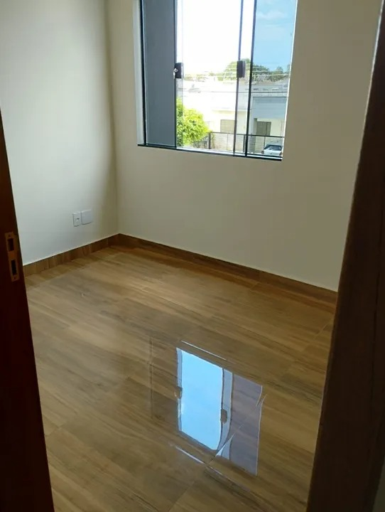 CASA A VENDA - JARDIM COLUMBIA Imagens do imóveis CASA A VENDA - JARDIM COLUMBIA