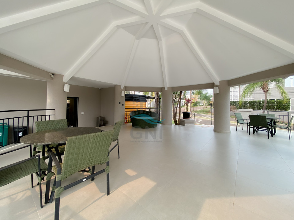 Imagens do imóveis CASA A VENDA - CONDOMINIO ROYAL MAISON