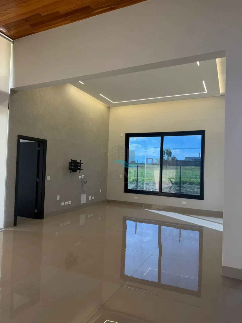 Imagens do imóveis CASA A VENDA - CONDOMINIO ECOVILLAS DO LAGO
