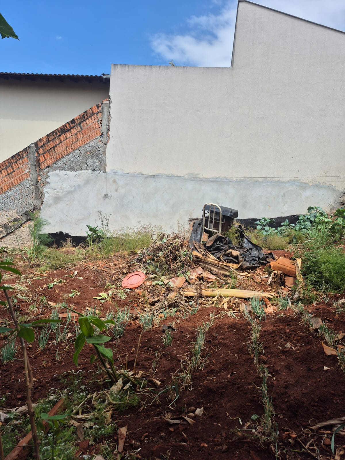 Imagens do imóveis TERRENO A VENDA - JARDIM COLINAS
