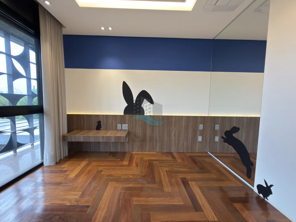 Imagens do imóveis CASA A VENDA - CONDOMINIO ROYAL PARK