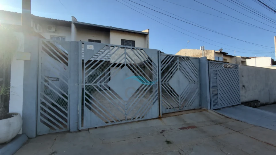 Imagens do imóveis CASA A VENDA - BAIRRO PORTAL DE VERSALHES II