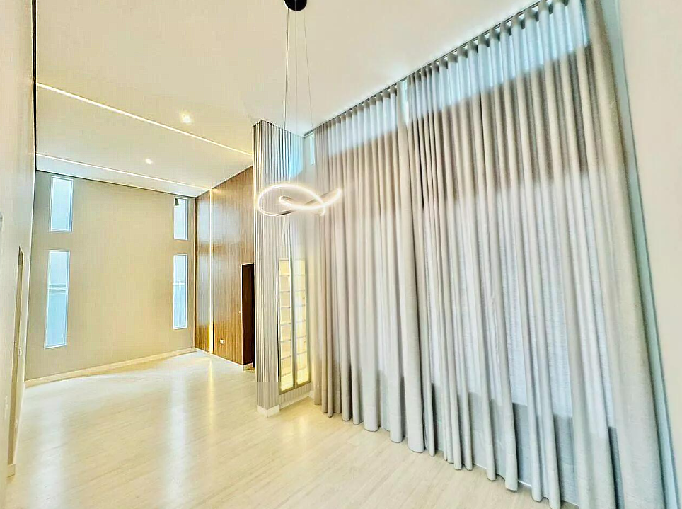 Imagens do imóveis CASA A VENDA - CONDOMINIO GOLDEN HILL RESIDENCE