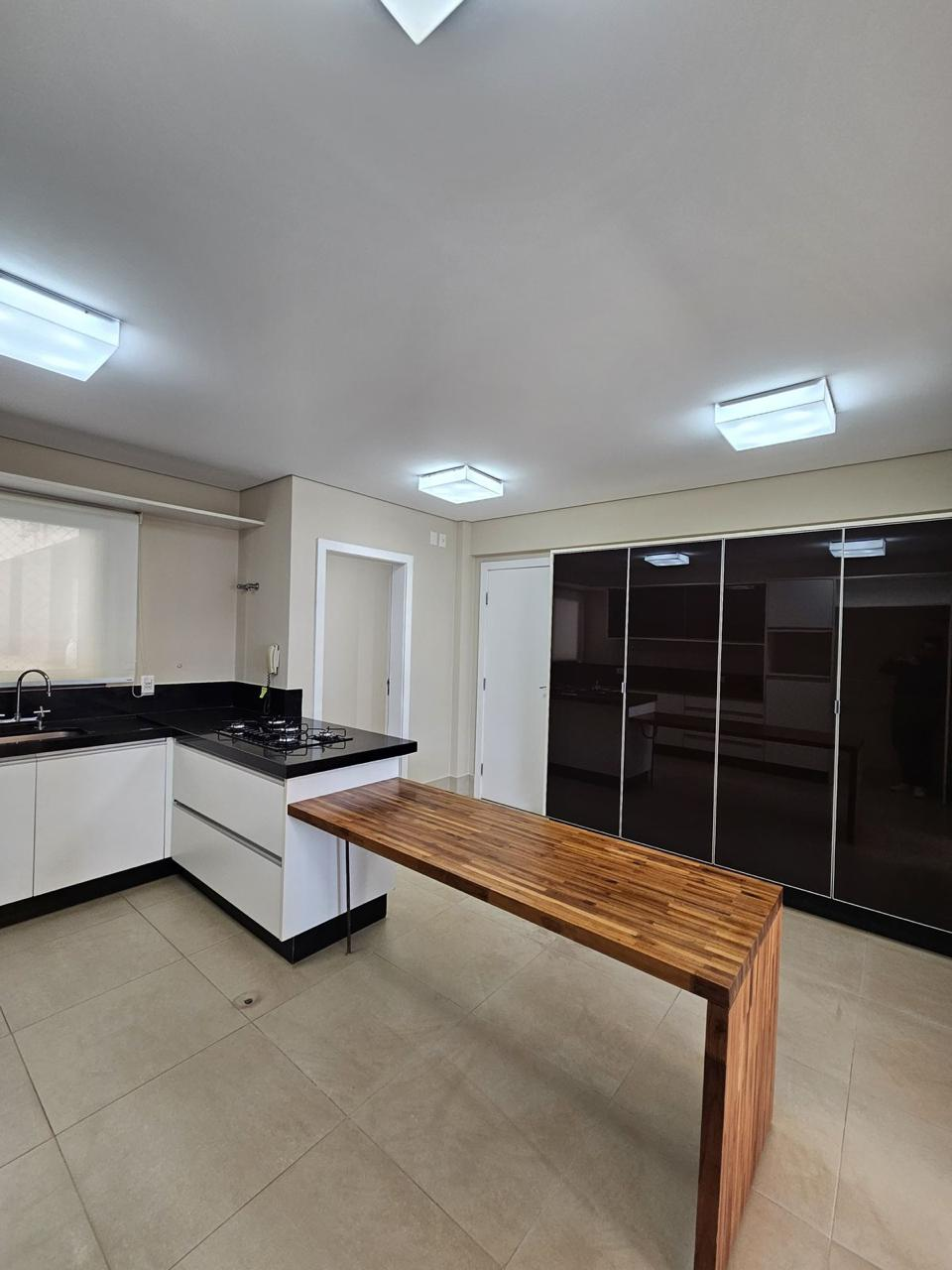 Imagens do imóveis APARTAMENTO PARA LOCAÇÃO - EDIFICIO TORRE DE MADRI