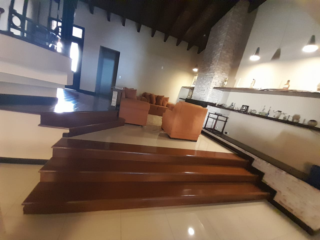 Imagens do imóveis SOBRADO A VENDA - JARDIM TUCANOS