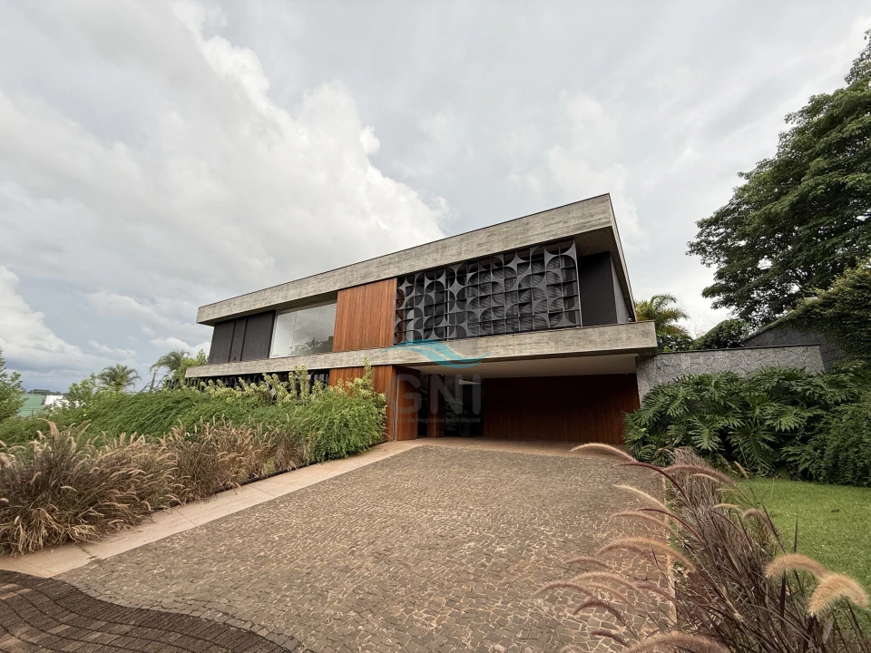 Imagens do imóveis CASA A VENDA - CONDOMINIO ROYAL PARK