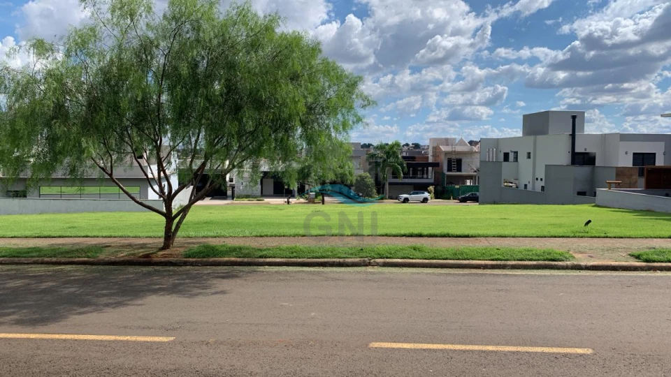 Imagens do imóveis TERRENO A VENDA - CONDOMINIO PARQUE TAUA TANGARA