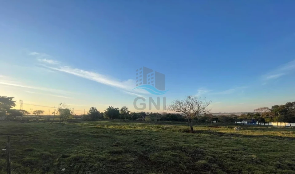 Imagens do imóveis TERRENO A VENDA - AV. SAUL ELKIND