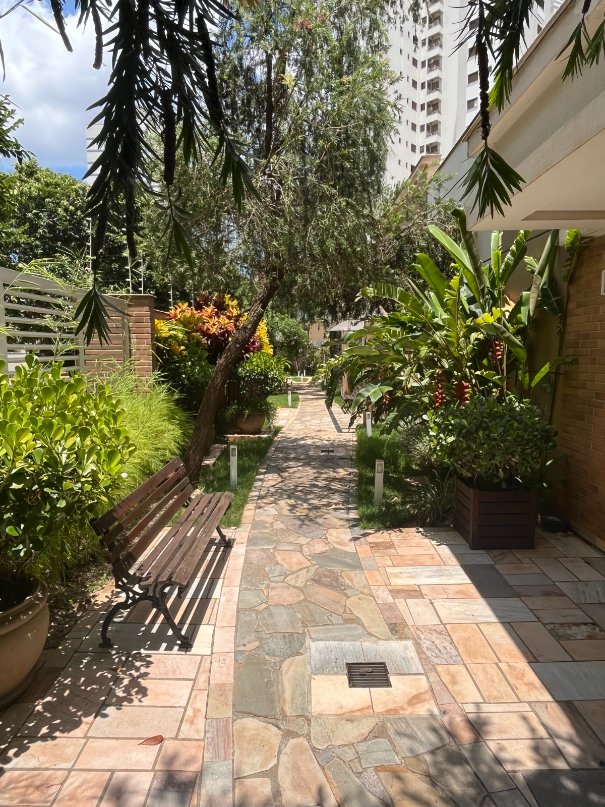 APARTAMENTO A VENDA - EDIFICIO CORA CORALINA Imagens do imóveis APARTAMENTO A VENDA - EDIFICIO CORA CORALINA