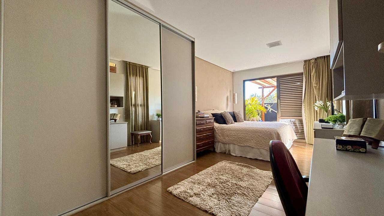 Imagens do imóveis CASA A VENDA - CONDOMÍNIO VILLAGE PREMIUM