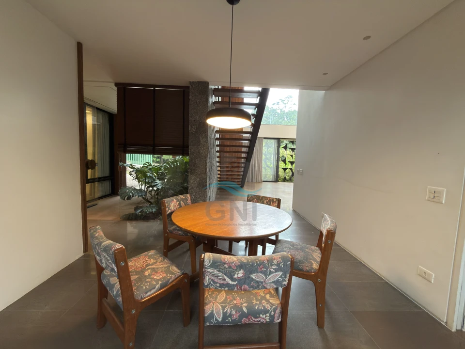 Imagens do imóveis CASA A VENDA - CONDOMINIO ROYAL PARK