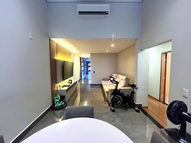 CASA A VENDA - JARDIM EUROPA Imagens do imóveis CASA A VENDA - JARDIM EUROPA