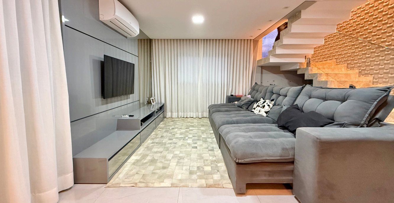 Imagens do imóveis CASA A VENDA - CONDOMINIO ROYAL MAISON