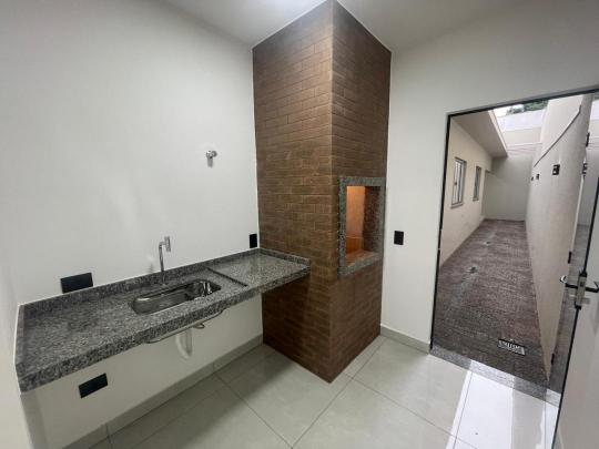 Imagens do imóveis CASA A VENDA - BAIRRO ERNANI