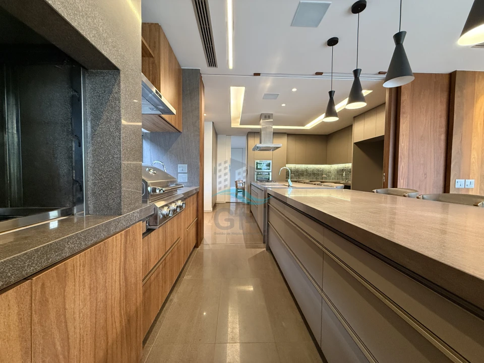 Imagens do imóveis CASA A VENDA - CONDOMINIO ROYAL PARK