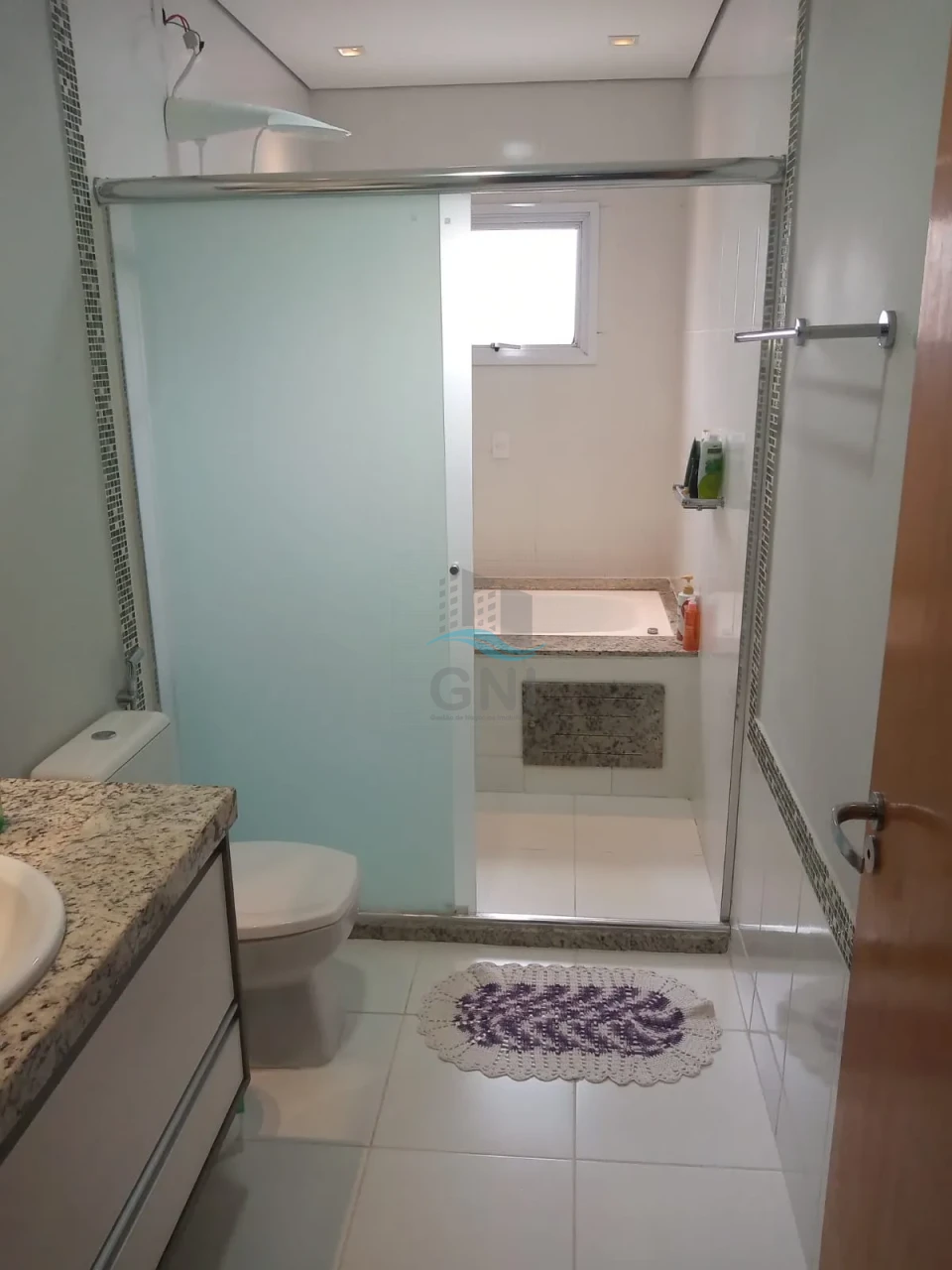 Imagens do imóveis CASA A VENDA - CONDOMINIO VILA FLORENCA