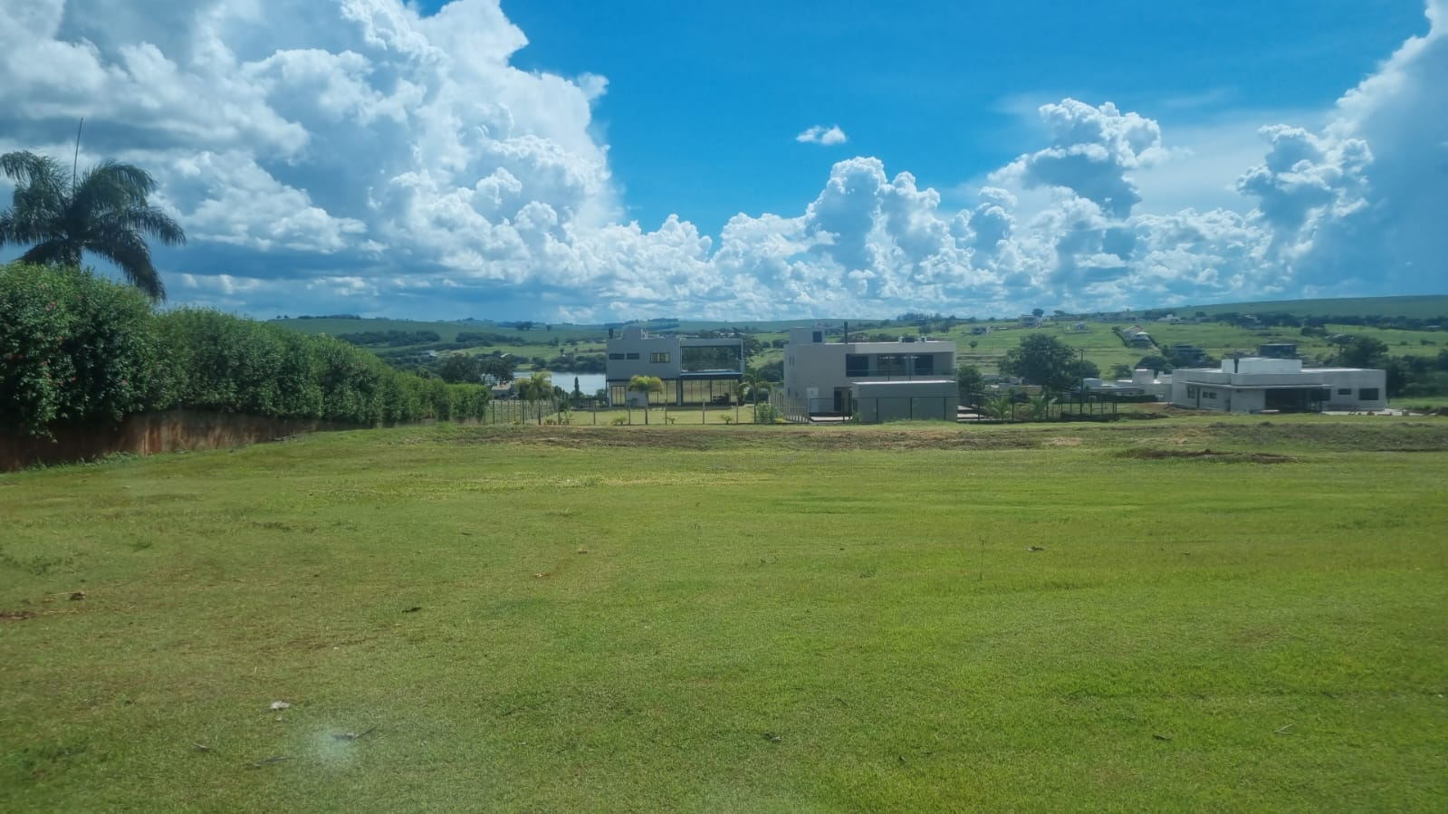 TERRENO A VENDA - CONDOMINIO ECOVILLAS DO LAGO Imagens do imóveis TERRENO A VENDA - CONDOMINIO ECOVILLAS DO LAGO