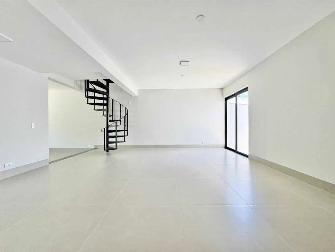 Imagens do imóveis CASA A VENDA - BAIRRO MEDITERRÂNEO