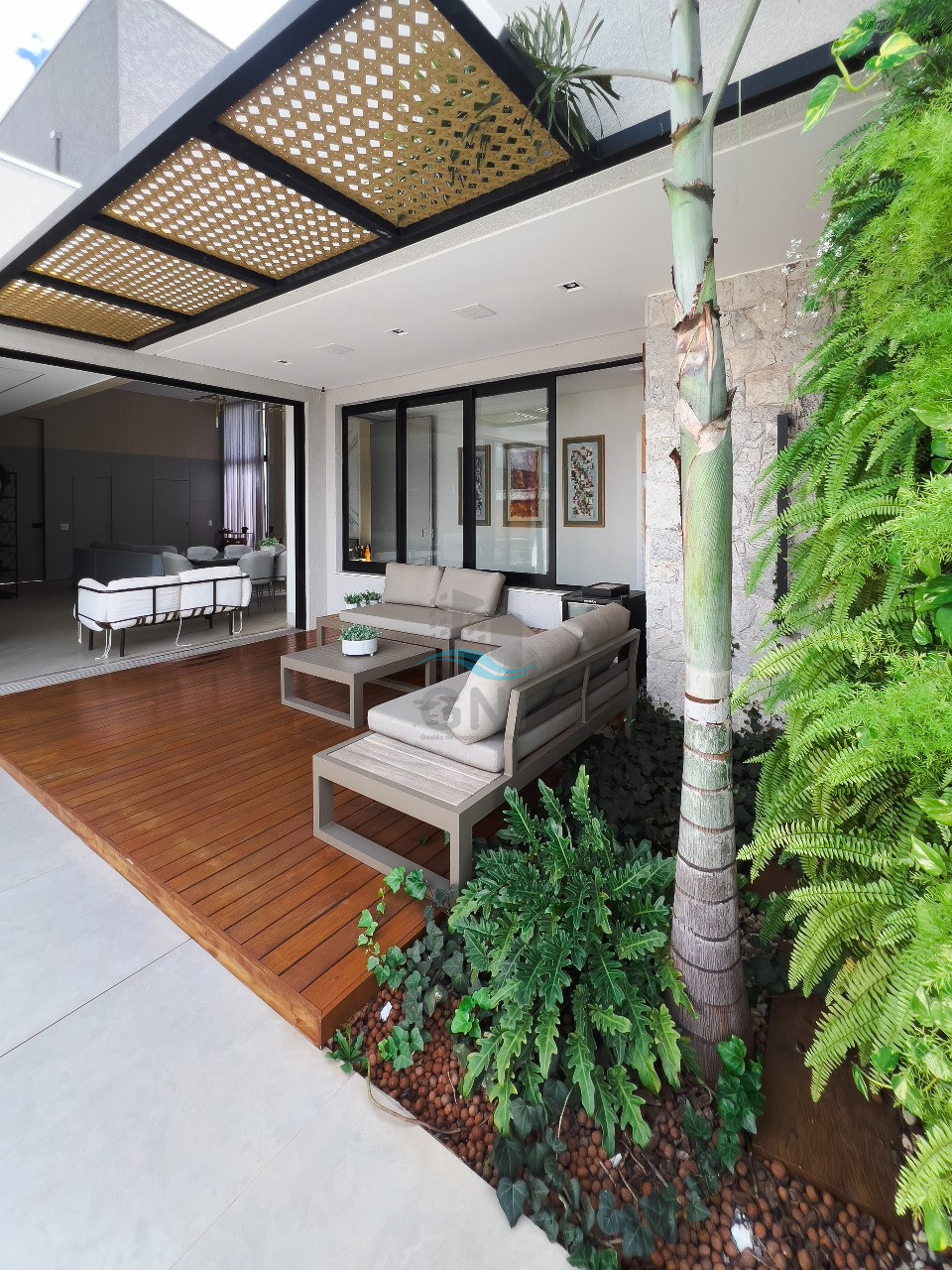 Imagens do imóveis CASA A VENDA - CONDOMINIO SUN LAKE RESIDENCE