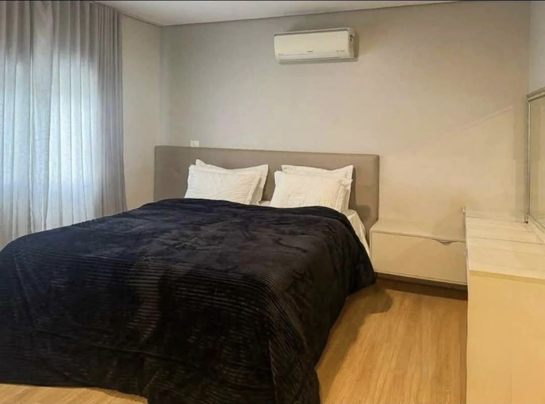 Imagens do imóveis CASA A VENDA - CONDOMINIO ROYAL FOREST