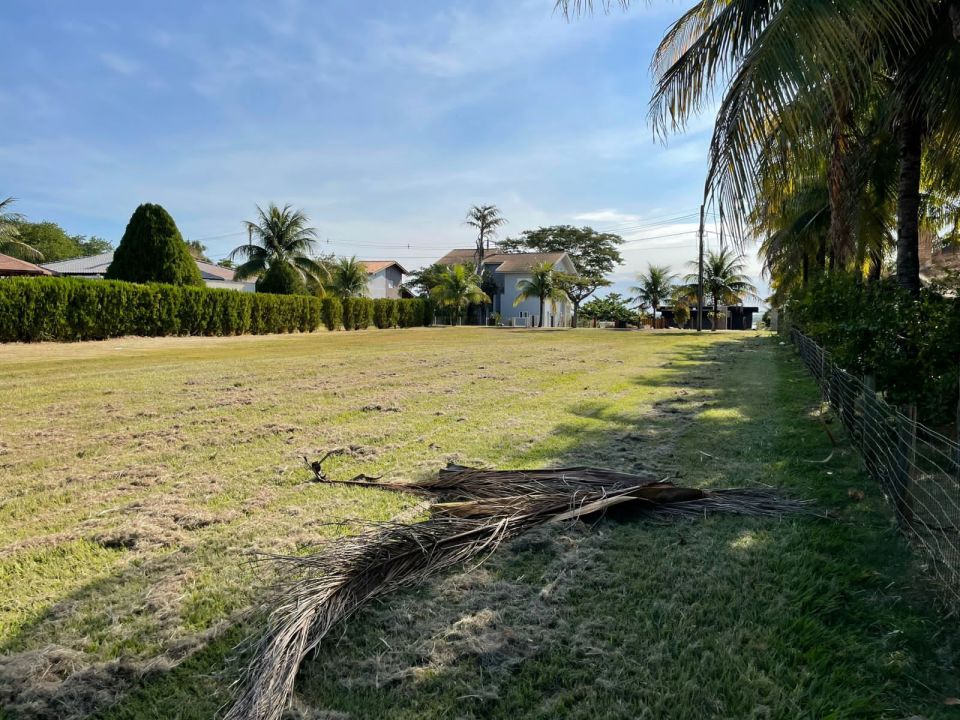 TERRENO À VENDA - CONDOMINIO ILHA DO SOL Imagens do imóveis TERRENO À VENDA - CONDOMINIO ILHA DO SOL
