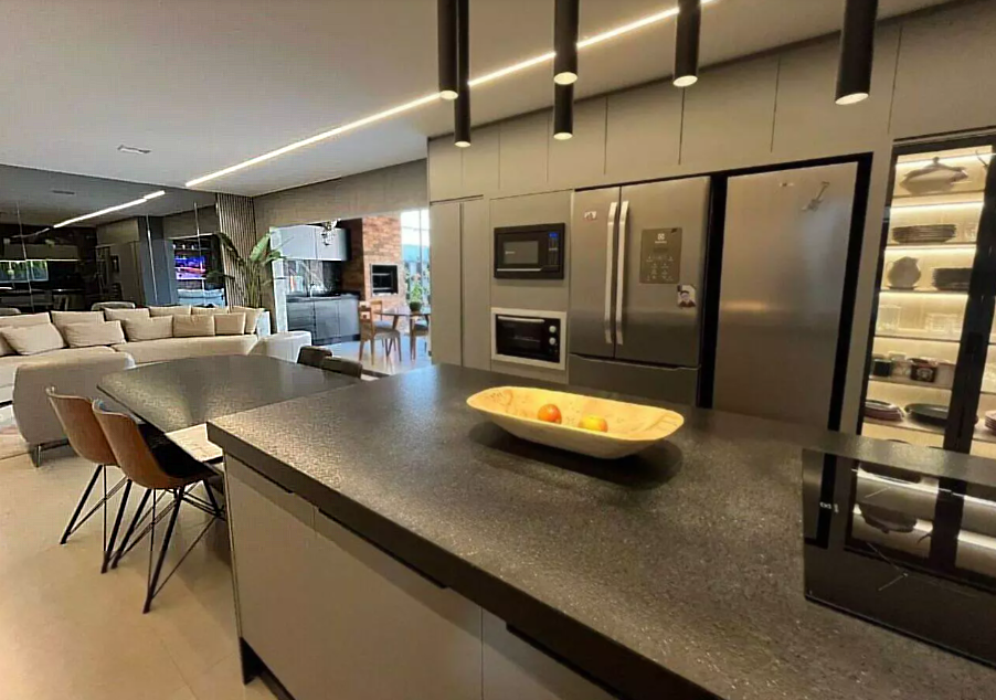 Imagens do imóveis CASA PARA LOCAÇÃO - CONDOMINIO ROYAL FOREST