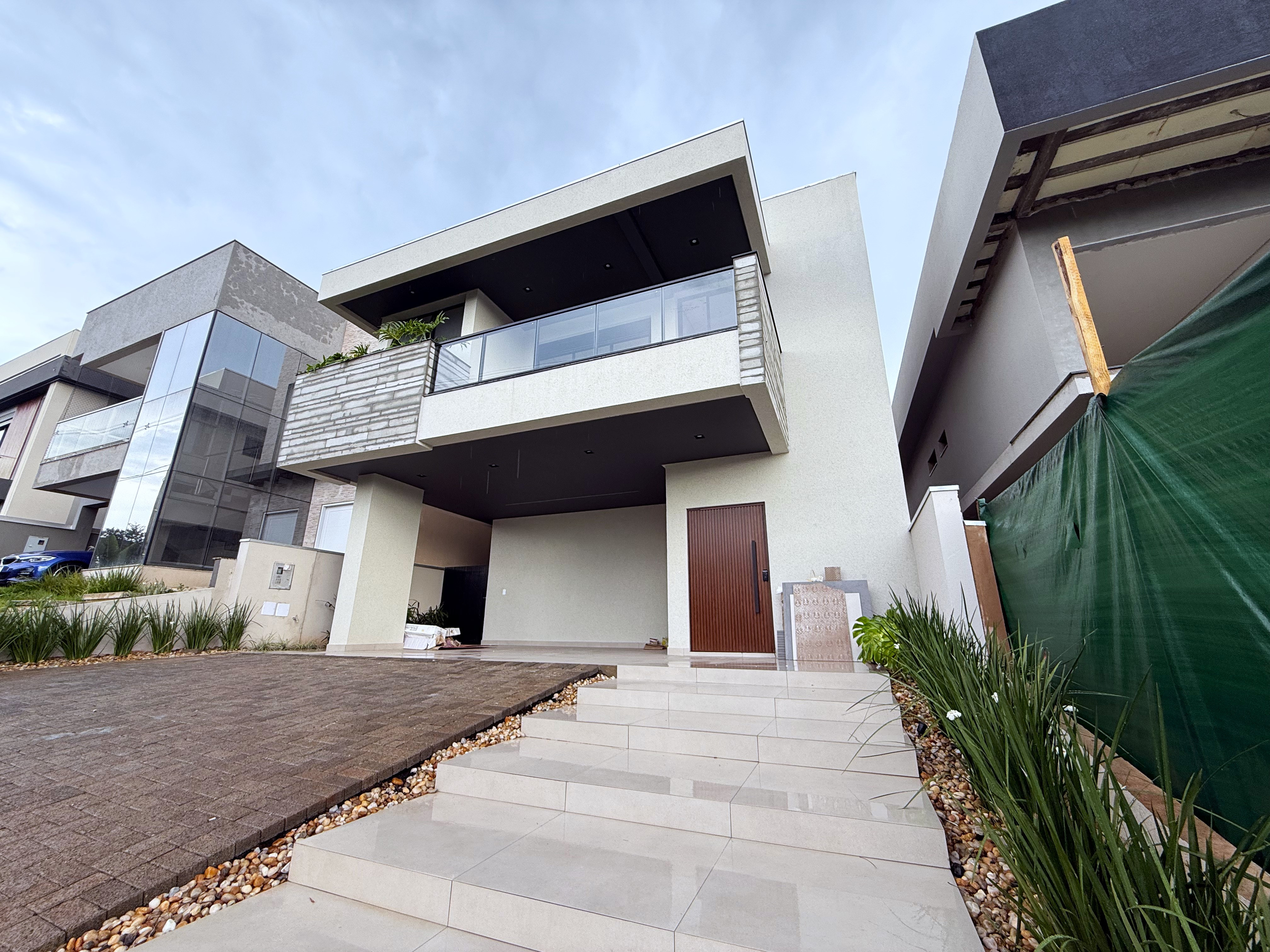 Imagens do imóveis CASA A VENDA - CONDOMINIO PARQUE TAUA ARANGUA