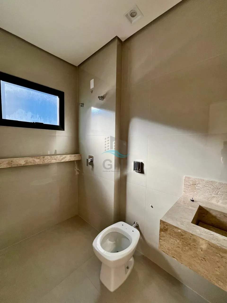 Imagens do imóveis SOBRADO A VENDA - JARDIM ANDRADE