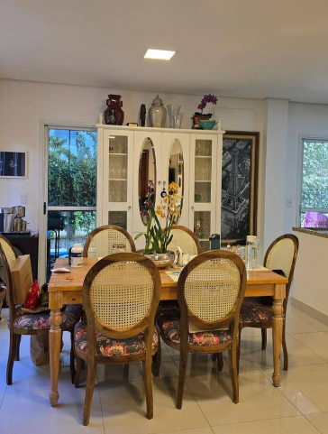 Imagens do imóveis CASA PARA LOCAÇÃO - CONDOMINIO ROYAL MAISON