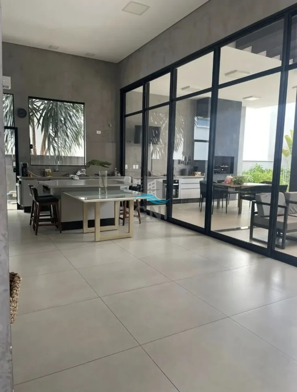 Imagens do imóveis CASA A VENDA - CONDOMÍNIO SUN LAKE RESIDENCE