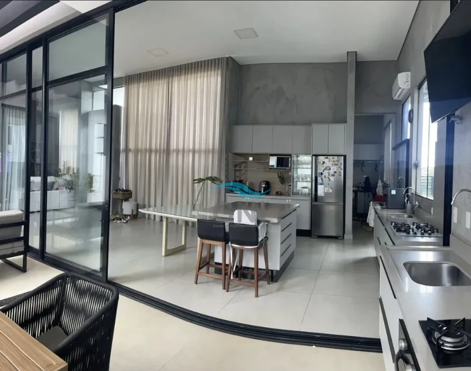 Imagens do imóveis CASA A VENDA - CONDOMÍNIO SUN LAKE RESIDENCE