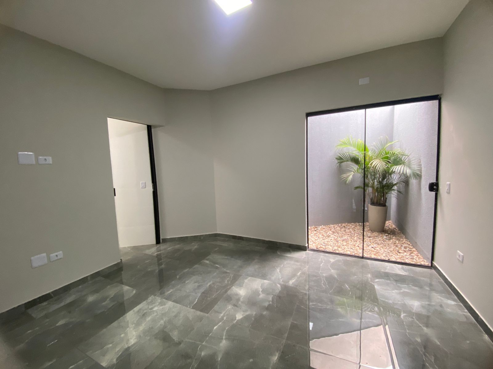 Imagens do imóveis CASA A VENDA - BAIRRO COLÚMBIA