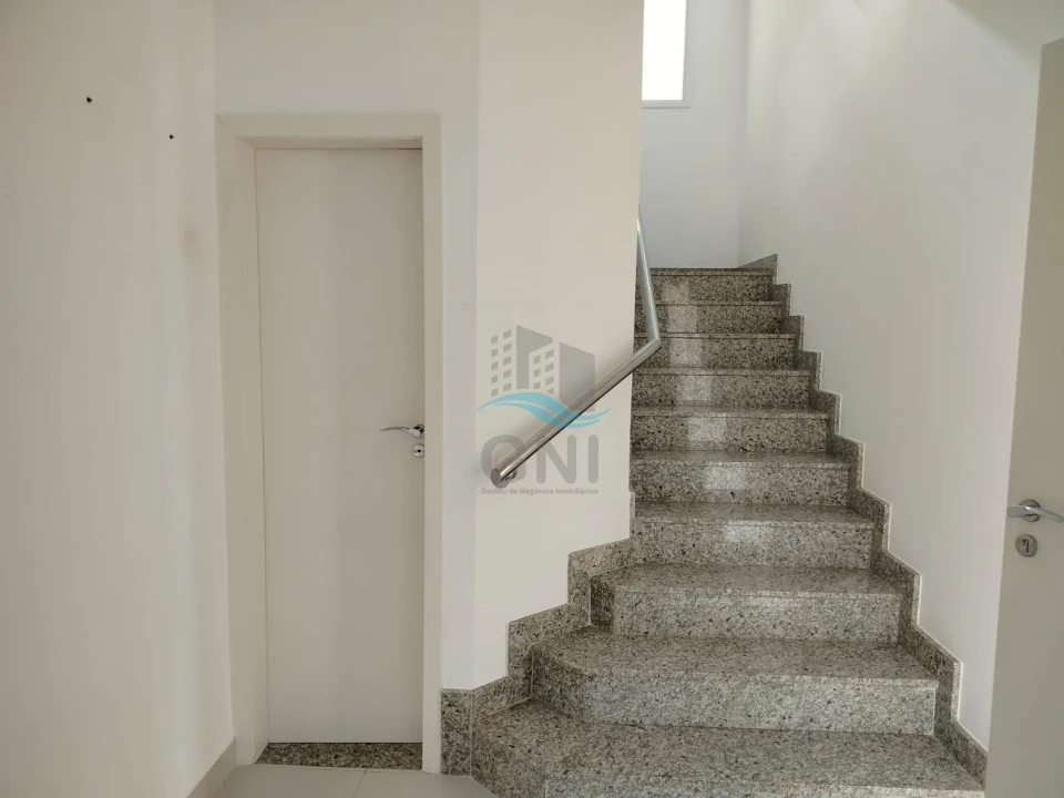 CASA PARA LOCAÇÃO - CONDOMINIO ROYAL MAISON