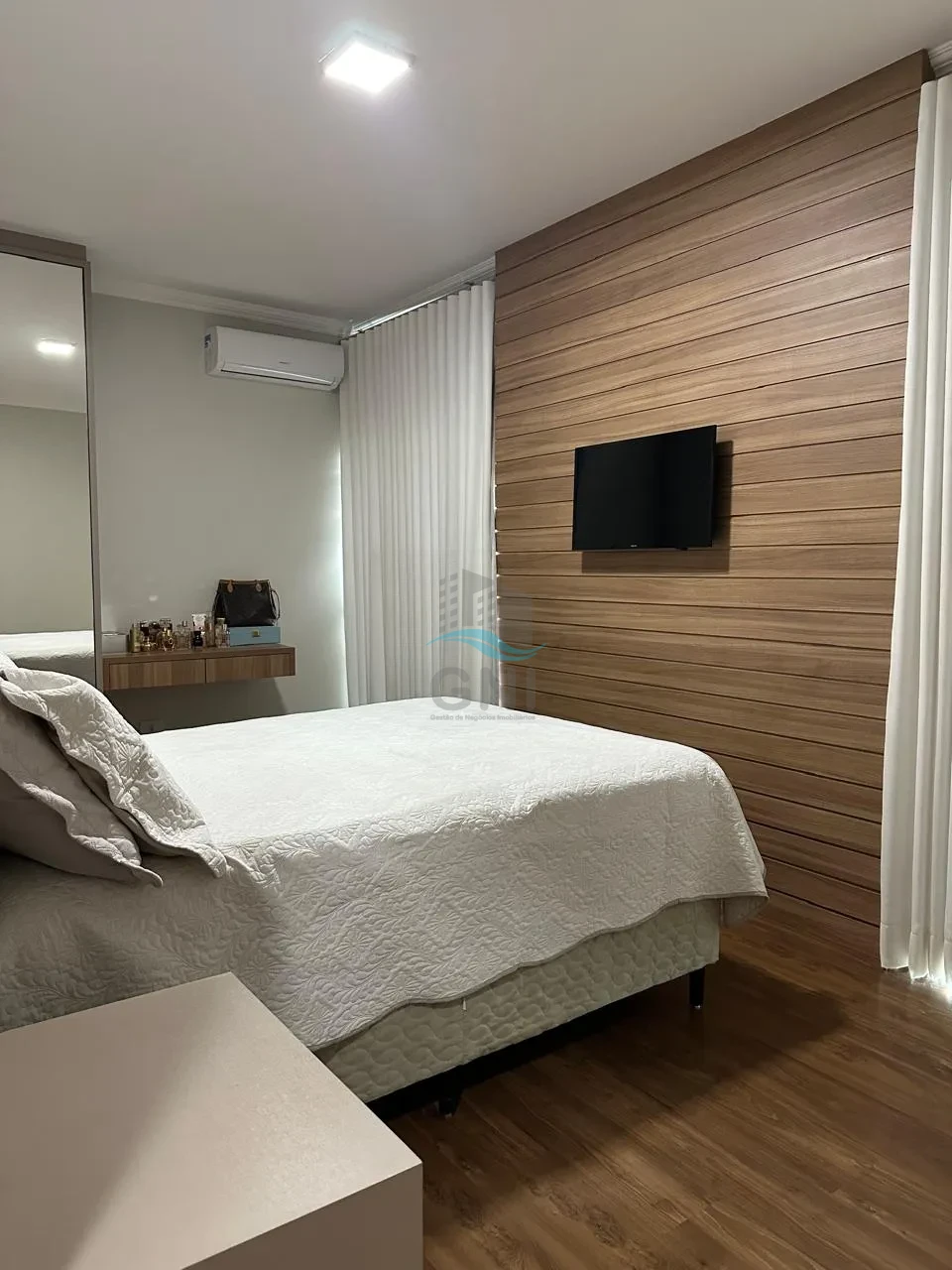 Imagens do imóveis CASA PARA LOCAÇÃO - CONDOMINIO MORADA DAS FLORES