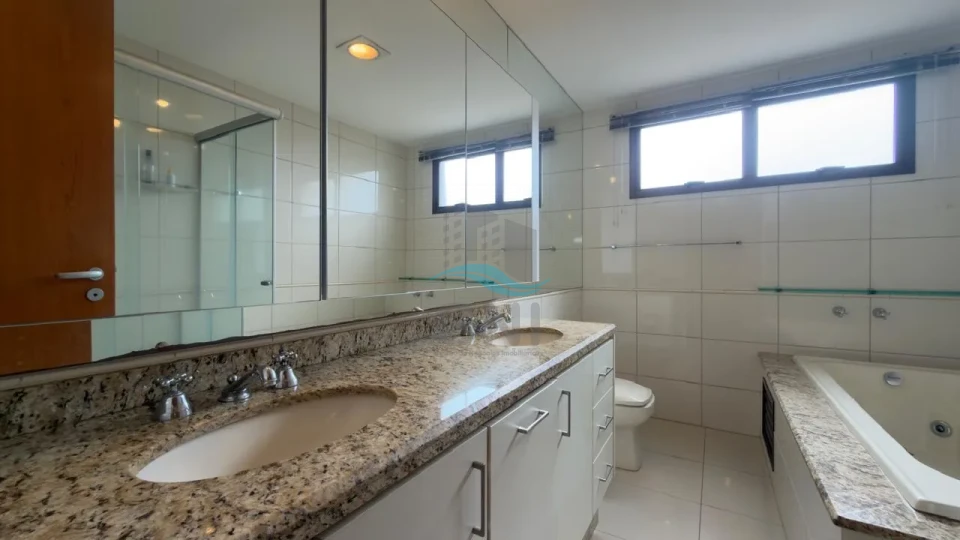 APARTAMENTO A VENDA - CONDOMINIO ARQUITETO VILA NOVA ARTIGAS