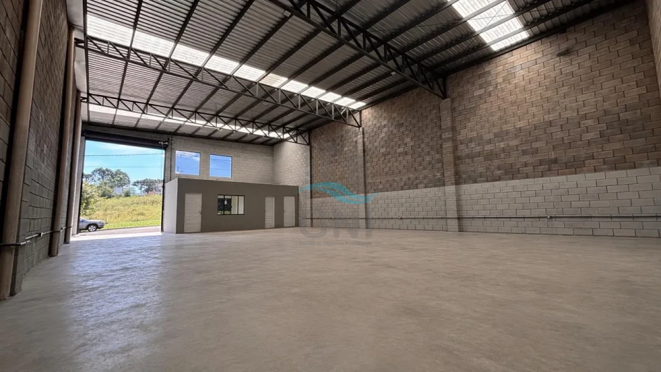 Imagens do imóveis BARRACÃO PARA LOCAÇÃO - CAMBÉ