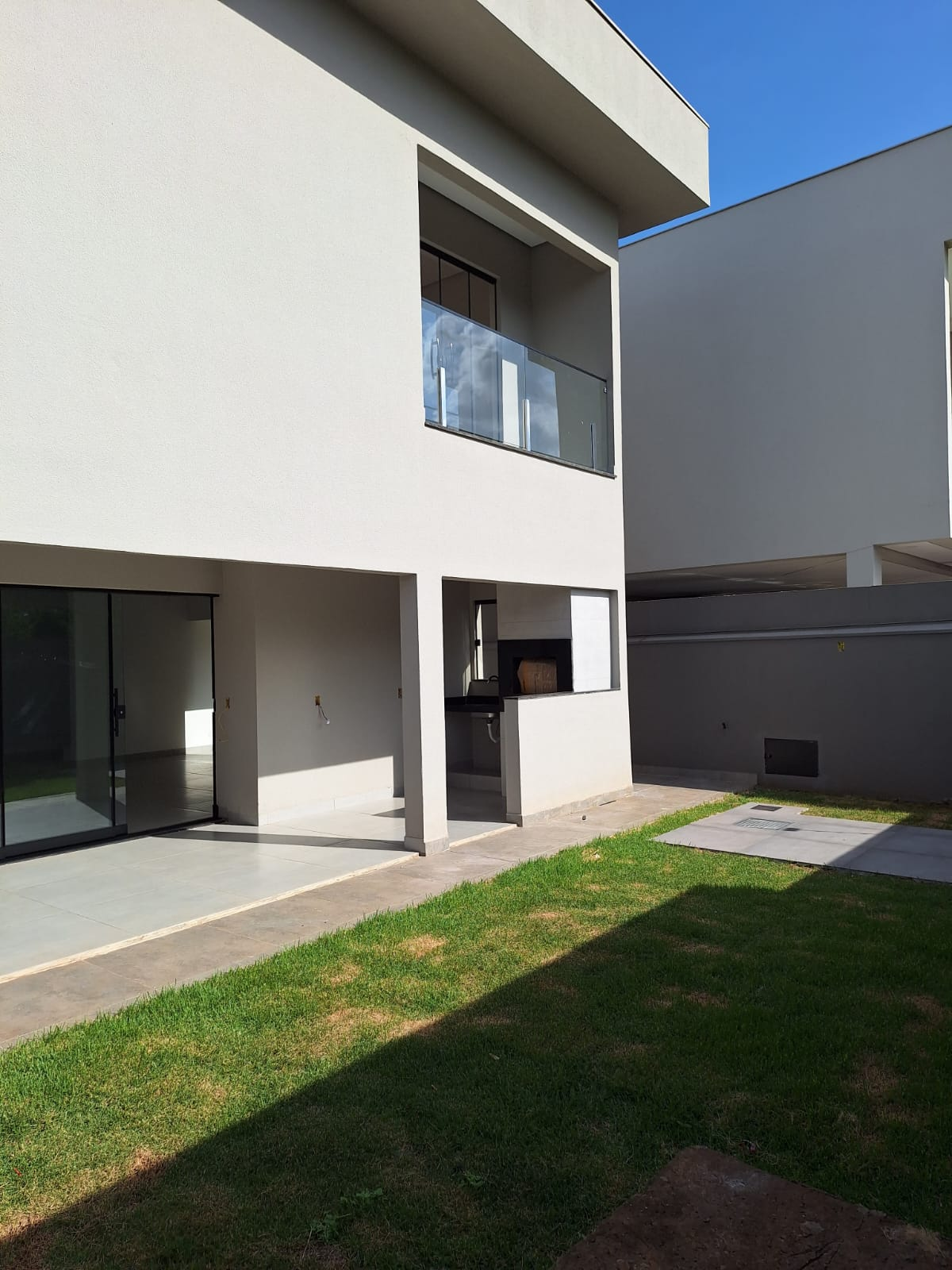 Imagens do imóveis CASA A VENDA - CONDOMINIO PARQUE TAUA- ARANGUA