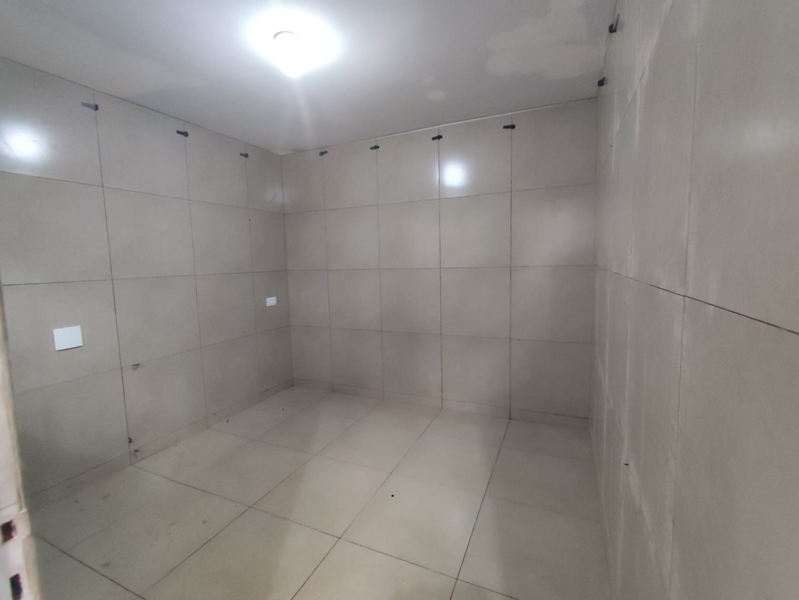 BARRACAO PARA LOCAÇÃO - AVENIDA DEZ DE DEZEMBRO Imagens do imóveis BARRACAO PARA LOCAÇÃO - AVENIDA DEZ DE DEZEMBRO