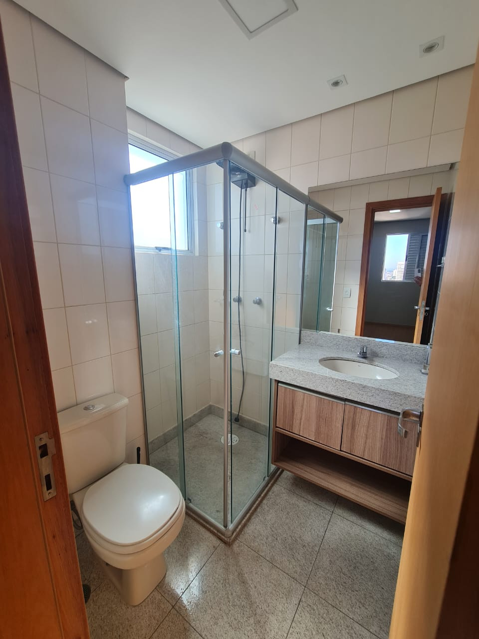 Imagens do imóveis APARTAMENTO PARA LOCAÇÃO - EDIFICIO PARANAGUA SOHO