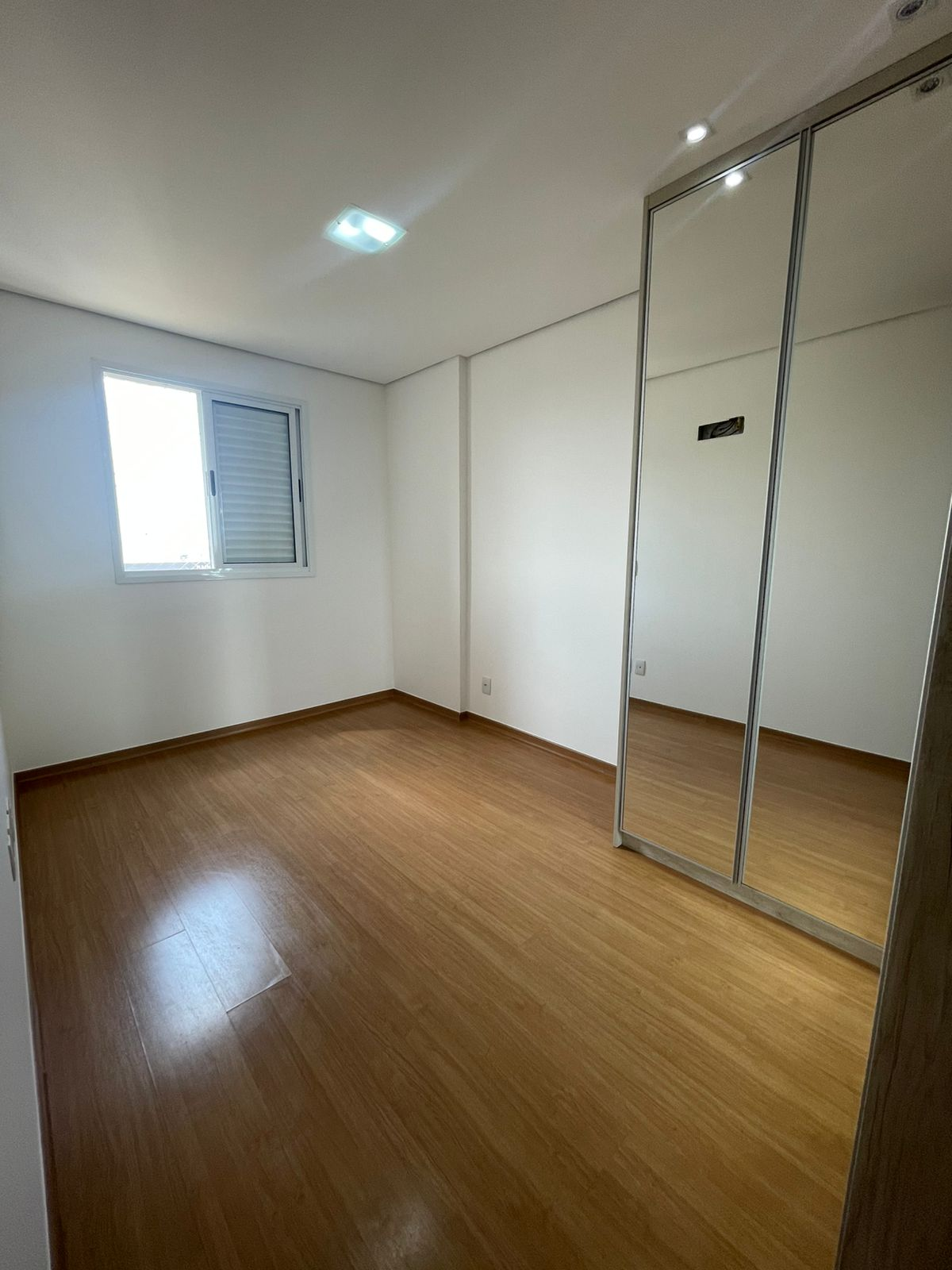 Imagens do imóveis APARTAMENTO PARA LOCAÇÃO - EDIFICIO LIBERTY TOWERS