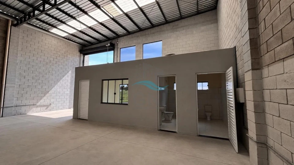 Imagens do imóveis BARRACÃO PARA LOCAÇÃO - CAMBÉ