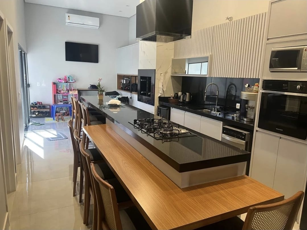 Imagens do imóveis CASA A VENDA - CONDOMINIO BELLA VITTA