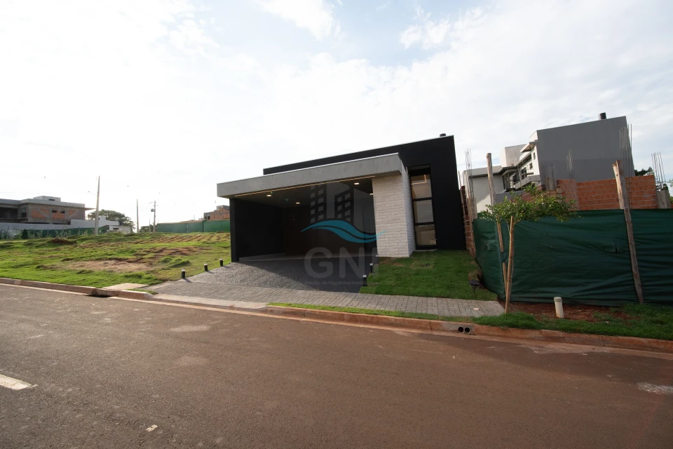Imagens do imóveis CASA TÉRREA A VENDA - CONDOMÍNIO VILLA NOAH