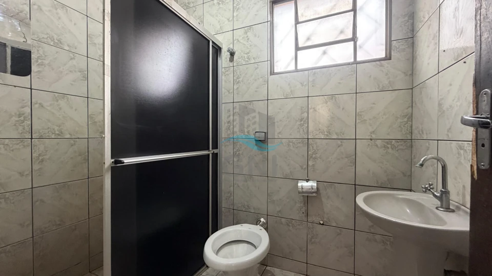 CASA A VENDA - BANCÁRIOS