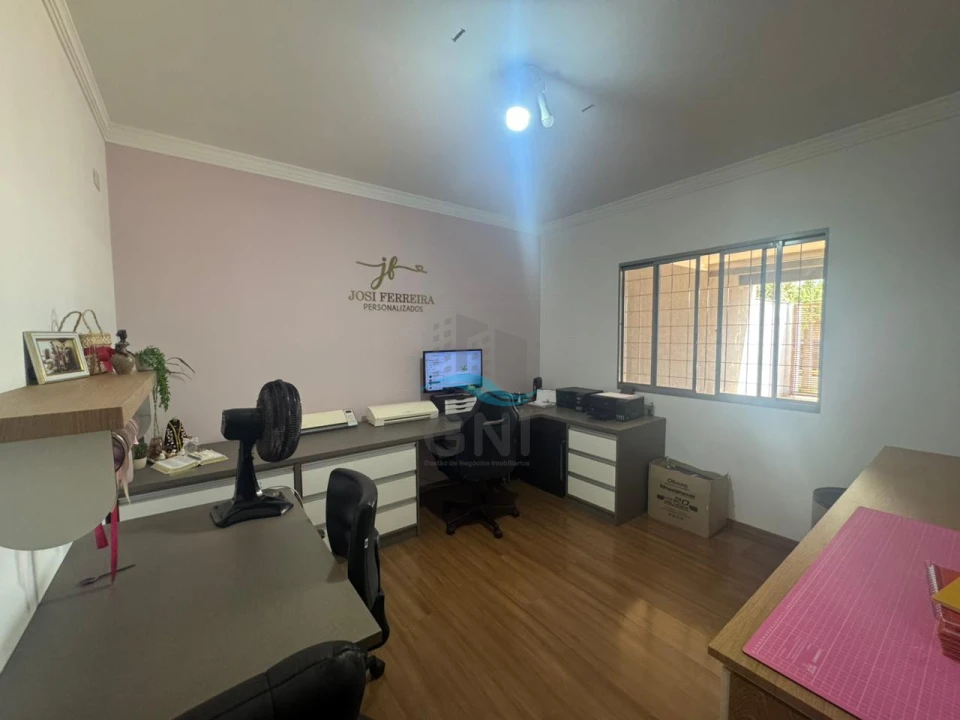 Imagens do imóveis CASA PARA LOCAÇÃO - MILTON MENEZES