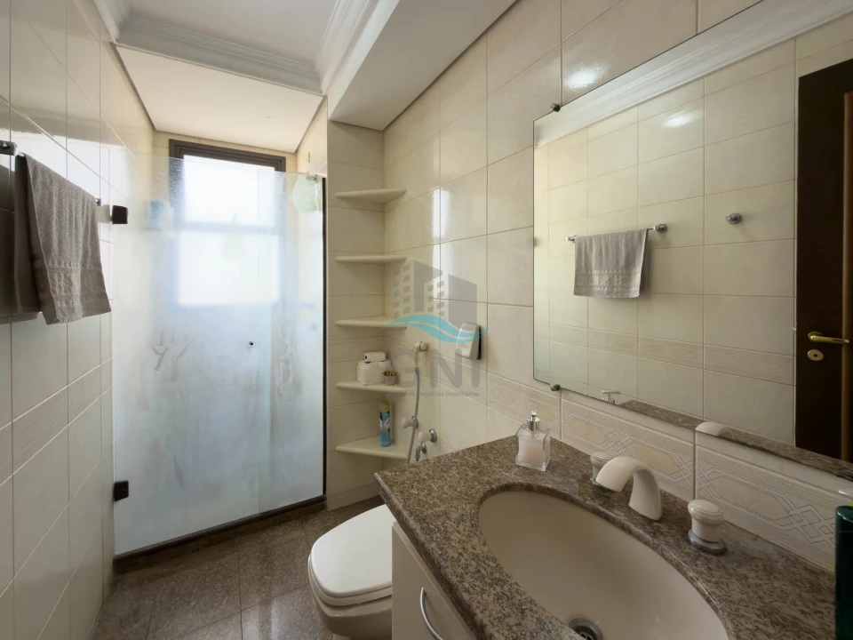 APARTAMENTO A VENDA - EDIFICIO CORAL GABLES - CENTRO