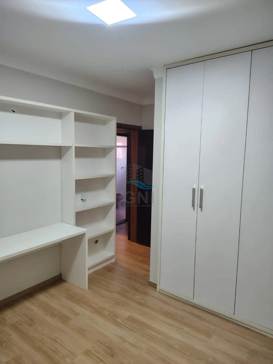 Imagens do imóveis CASA A VENDA - JARDIM ALPES I